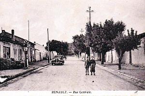 RENAULT - RUE CENTRALE